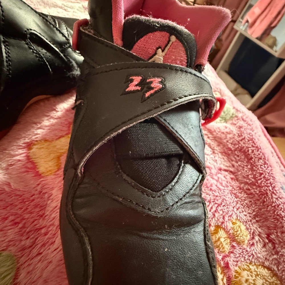 Jordan’s 8 retro pinksicles